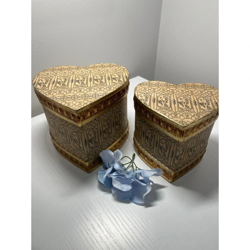 Vintage Heart Shaped‎ Decorative cardboard Gift Boxes Set Gold Trim Ornate
